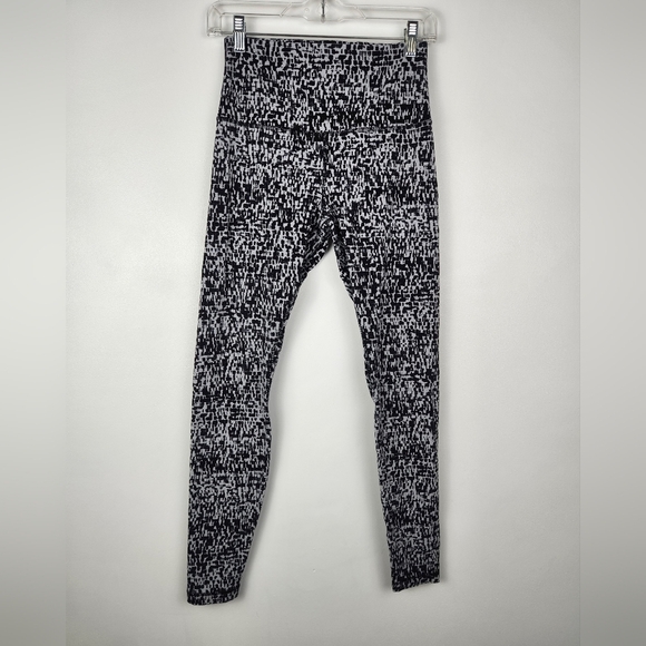 lululemon athletica Pants - Lululemon Align Leggings Black White Size 8.